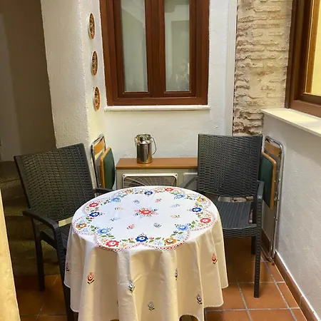 El Refugio Apartment *